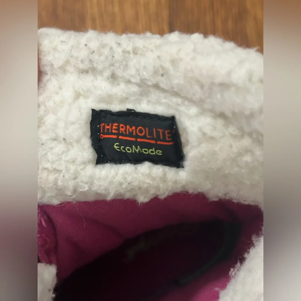 Cat & Jack Girls Pink Thermolite Faux Fur Snow Duck Boots Size 13